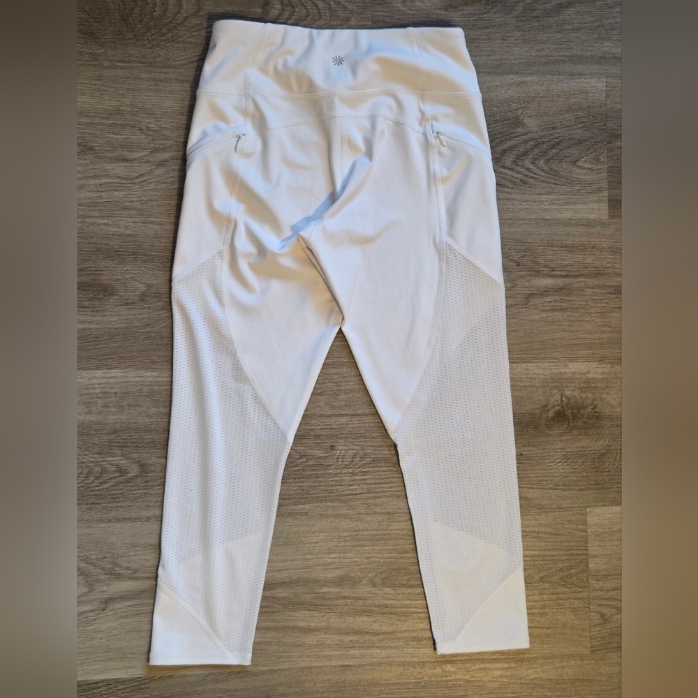 Athleta White Mesh Contender Capri Legging Size Small - Picture 2 of 7